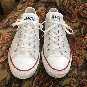 White converse sneakers